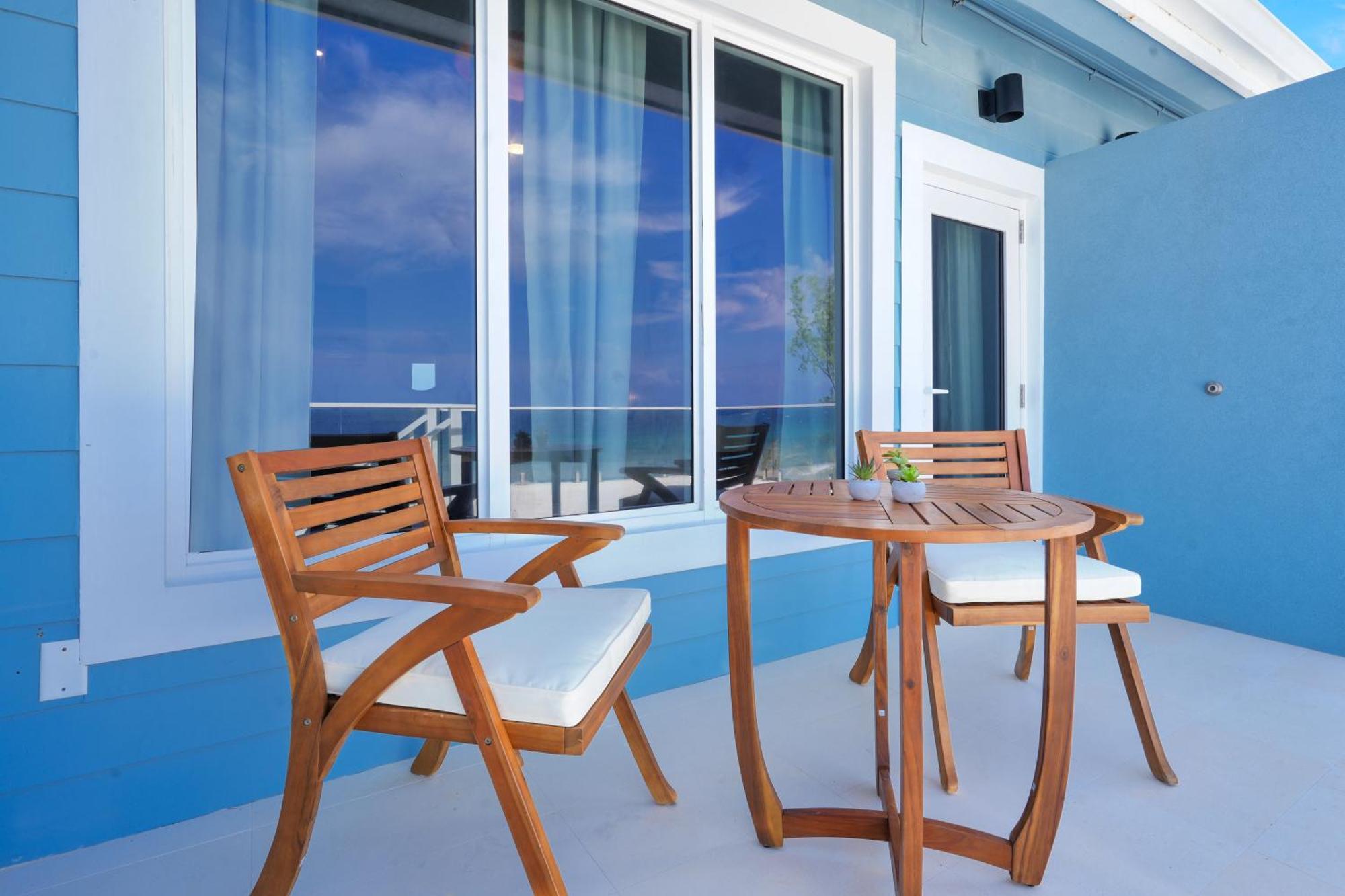 Cobalt Coast Resort West Bay Exterior foto